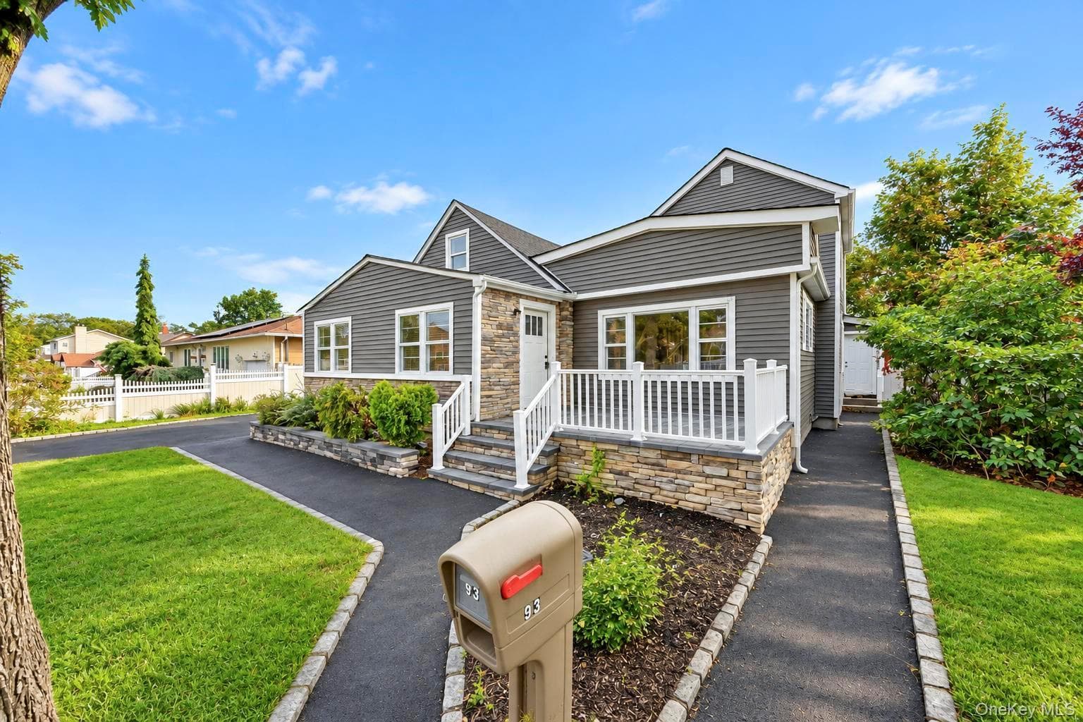 93 Vermont Avenue, West Babylon