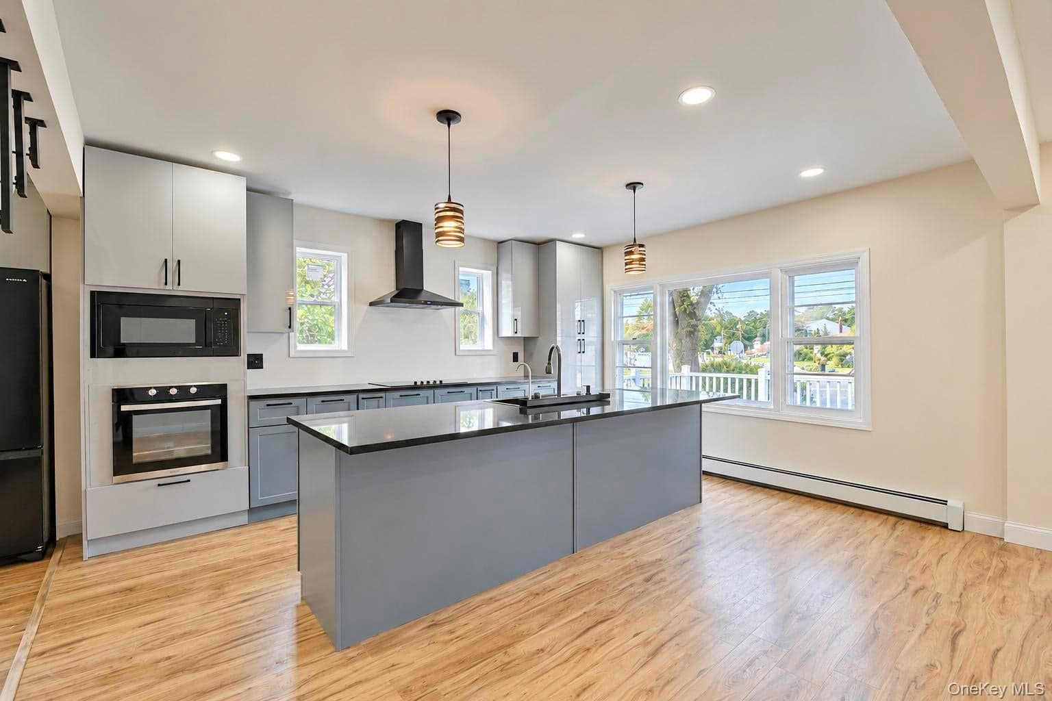 93 Vermont Avenue thumbnail 13