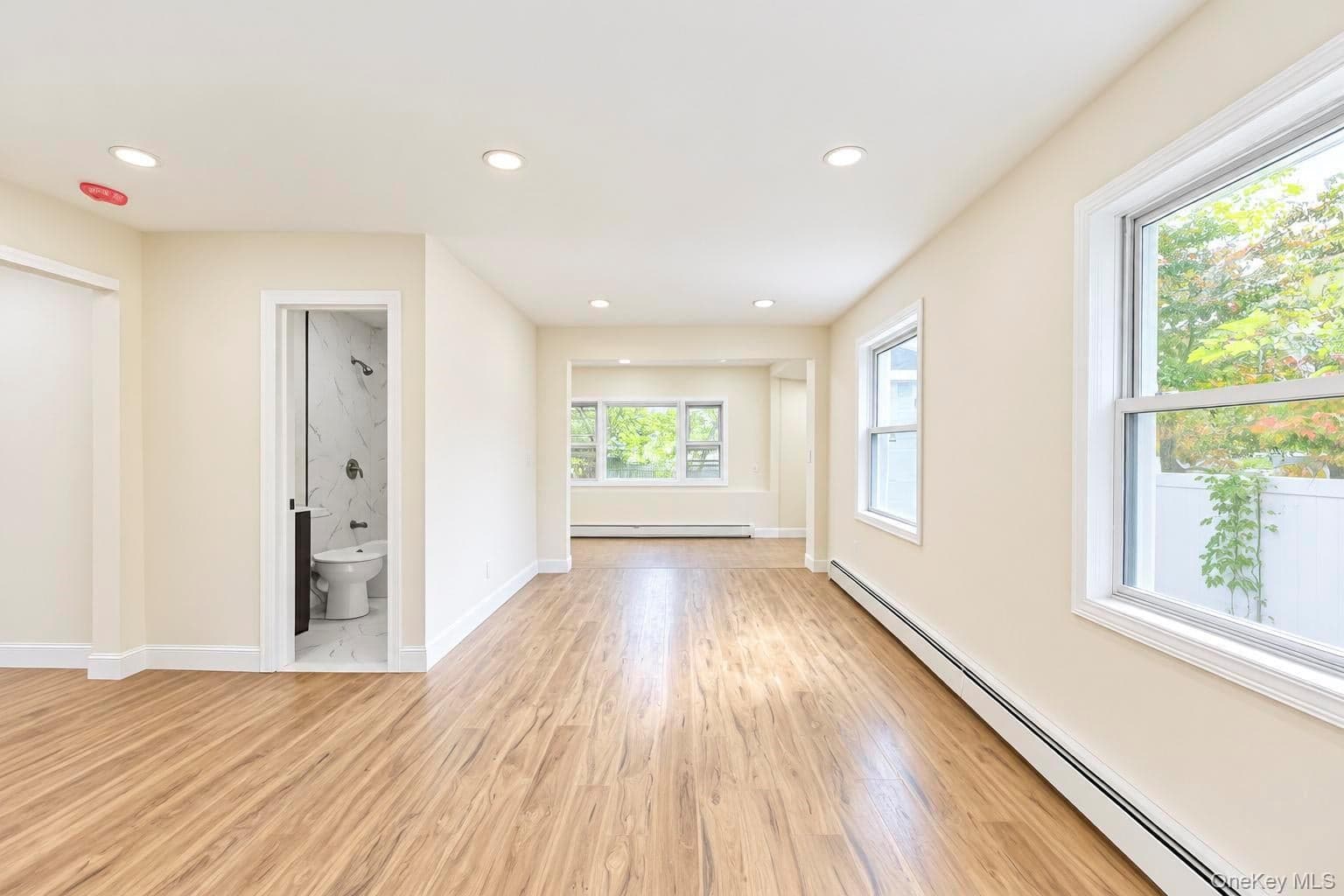 93 Vermont Avenue thumbnail 23