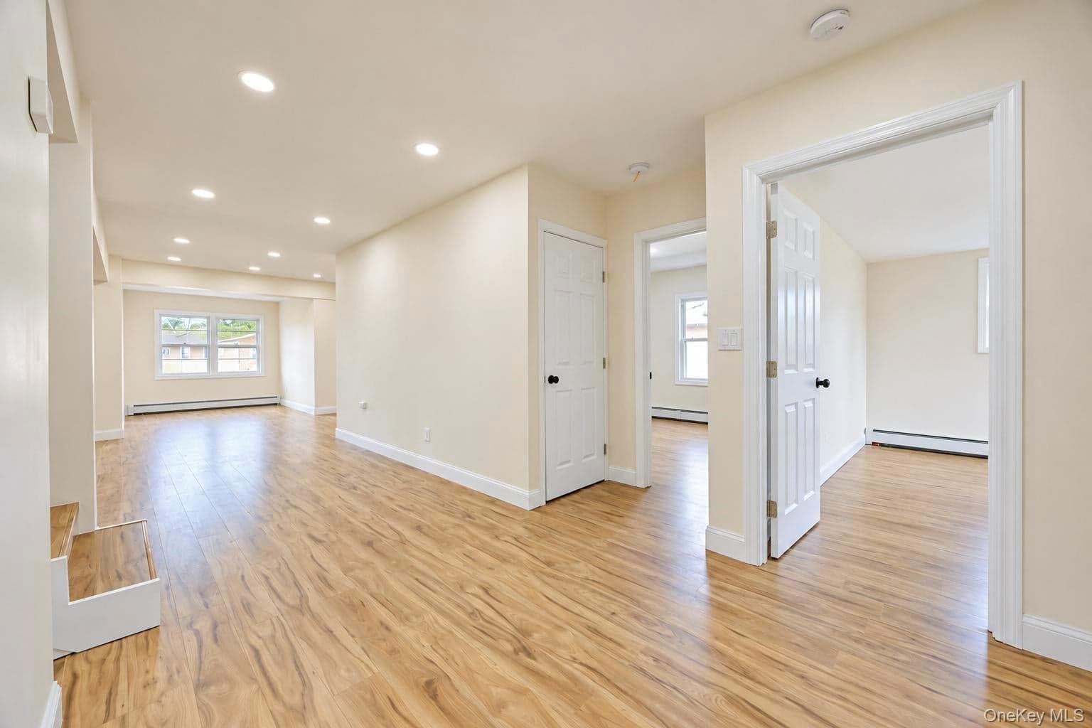 93 Vermont Avenue thumbnail 18