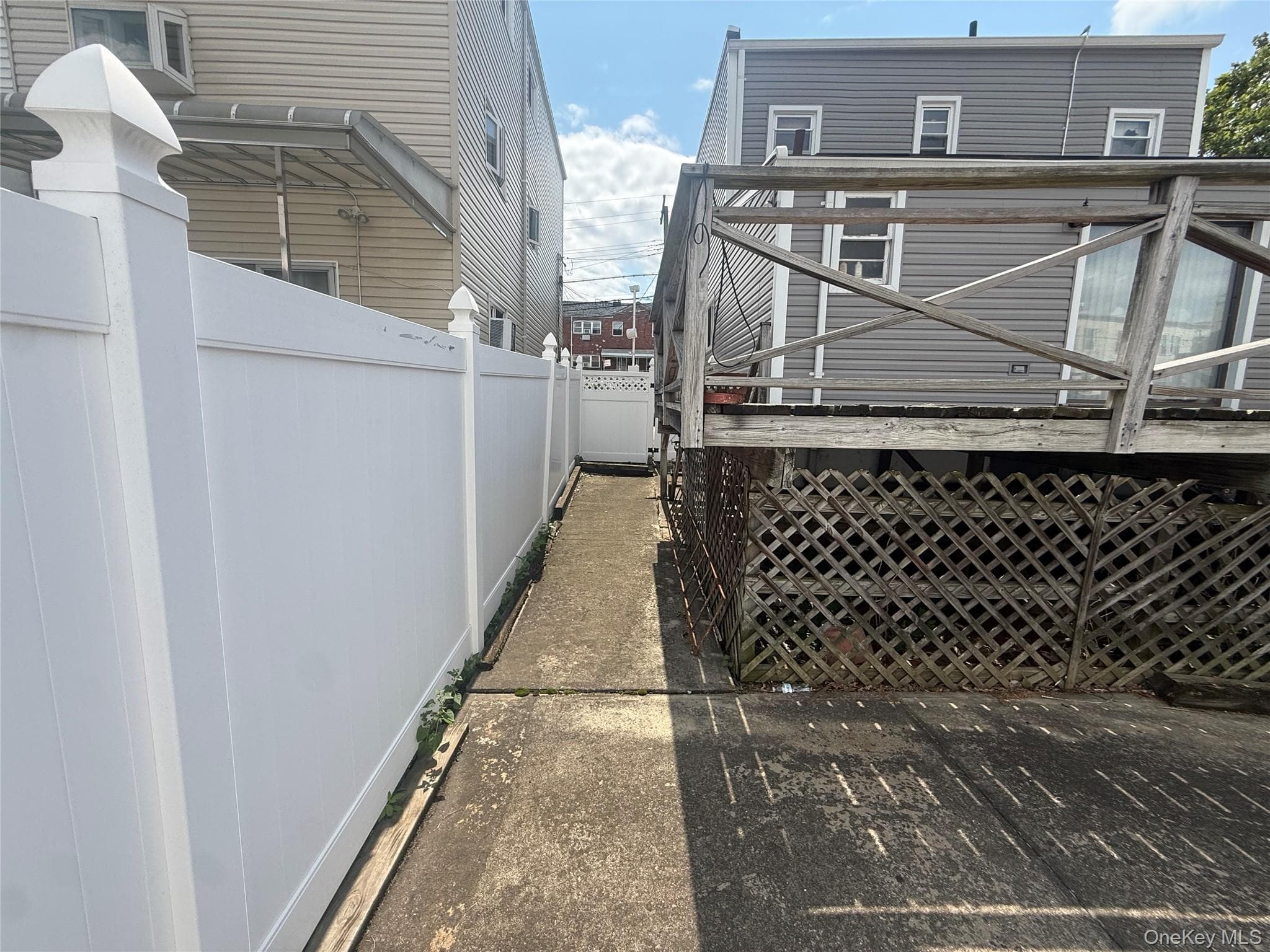 649 E 86th Street thumbnail 5