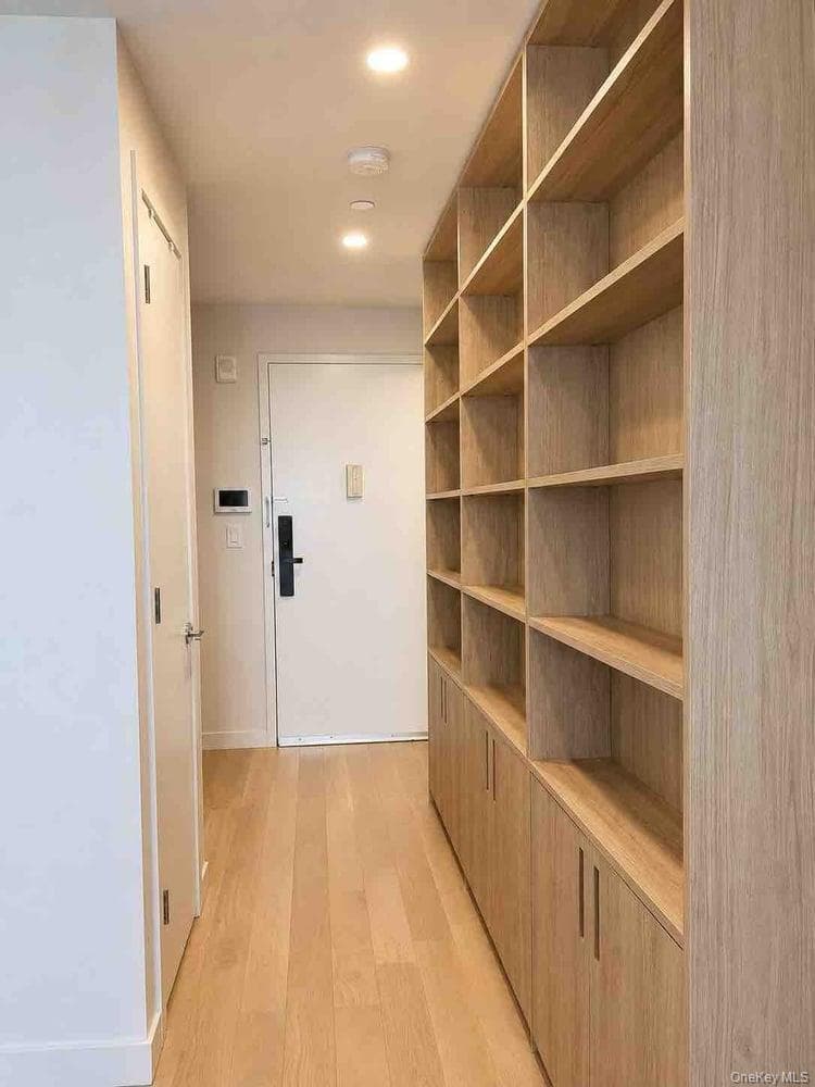 131-02B 40th Road Unit: 4U thumbnail 3