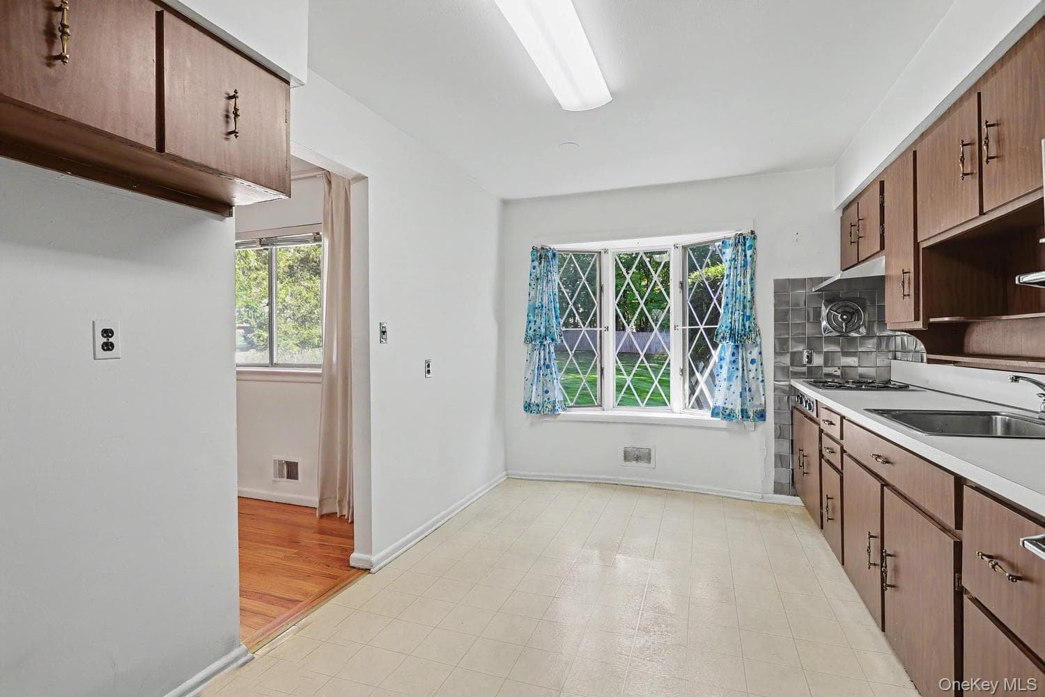 34 Radcliff Drive thumbnail 18