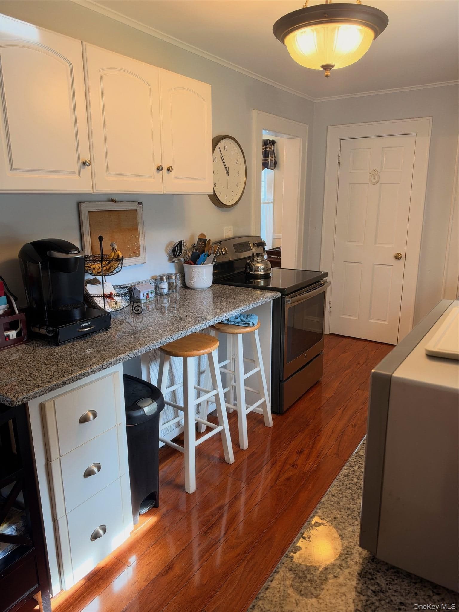 992 Davison Place thumbnail 18