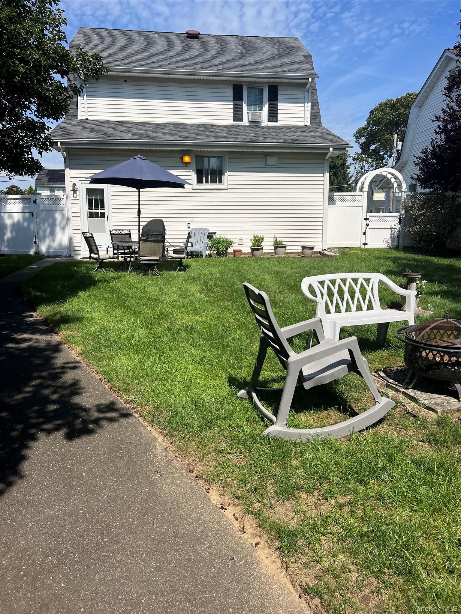 992 Davison Place thumbnail 35