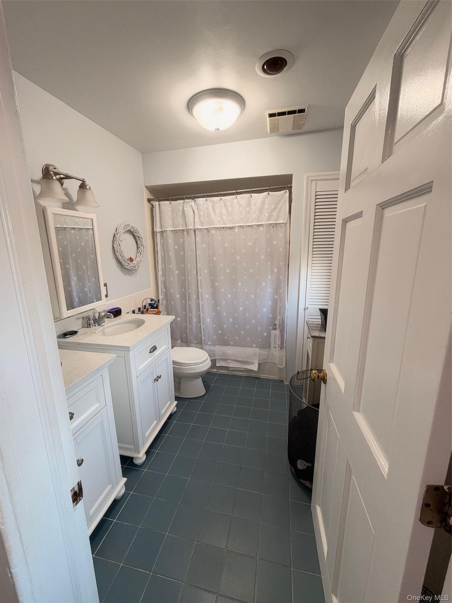 992 Davison Place thumbnail 24