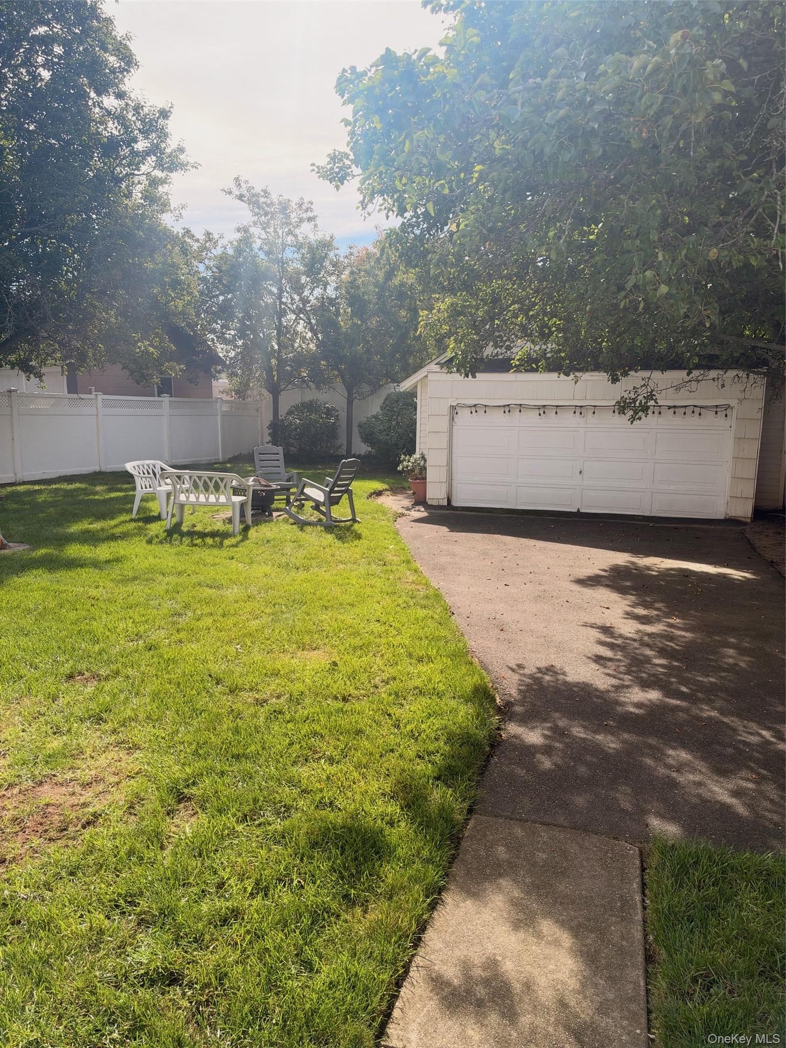 992 Davison Place thumbnail 34