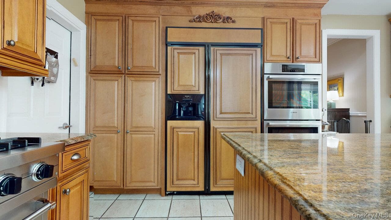 9 Roselawn Road thumbnail 18