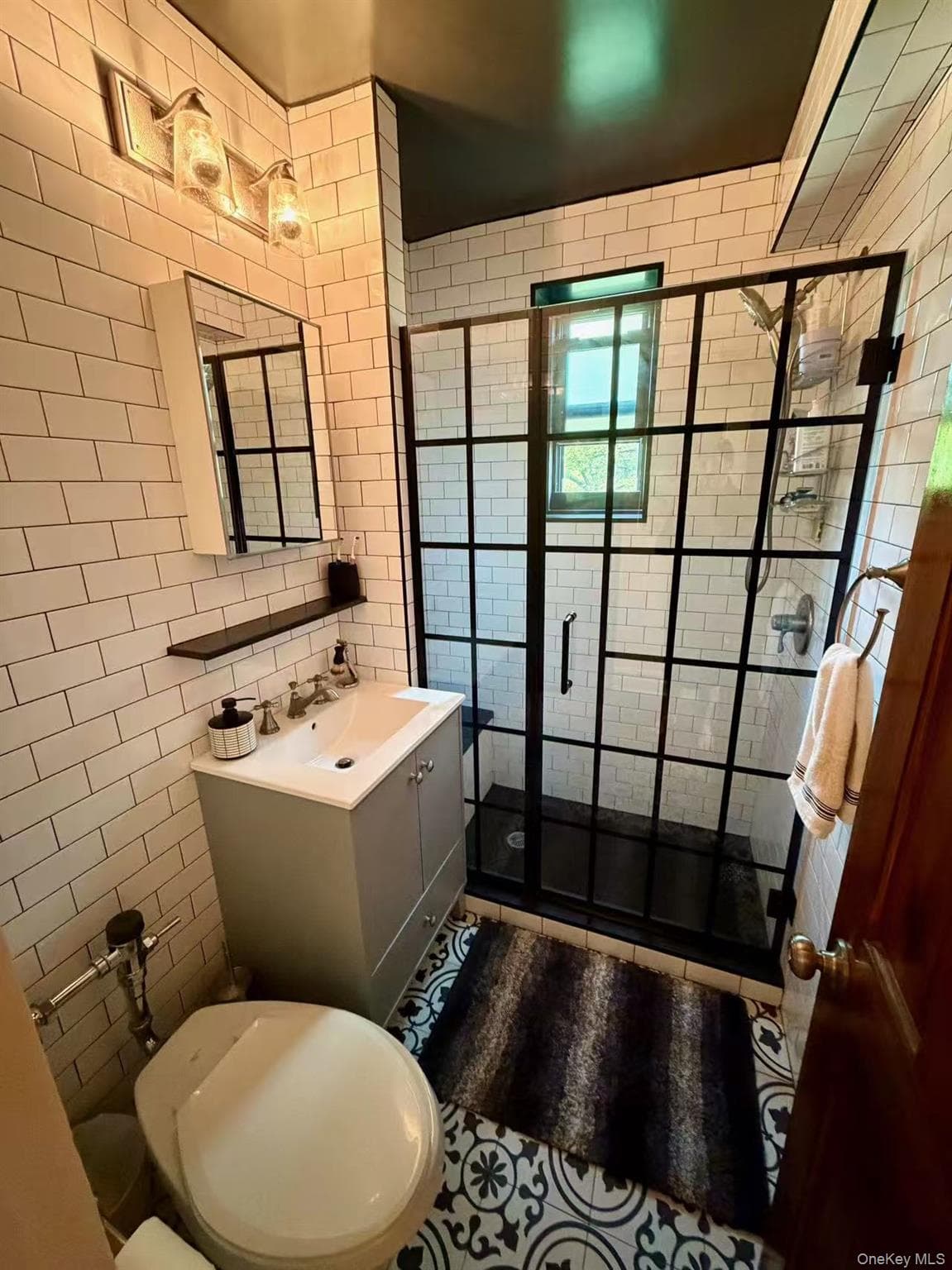 211-05 75th Ave Ave Unit: 3D thumbnail 5