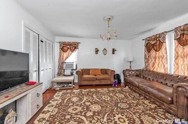 85-38 Homelawn Street thumbnail 2