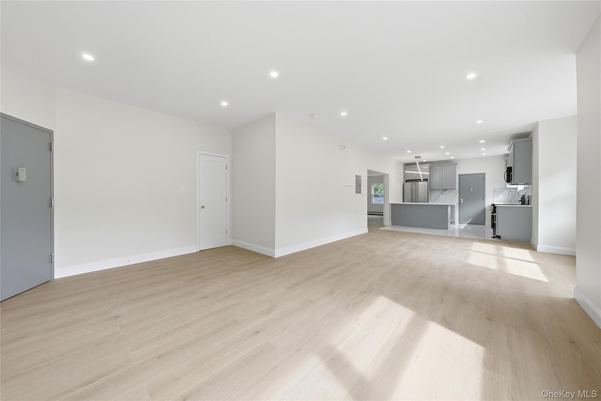 525 S 11th Avenue Unit: 3 thumbnail 8