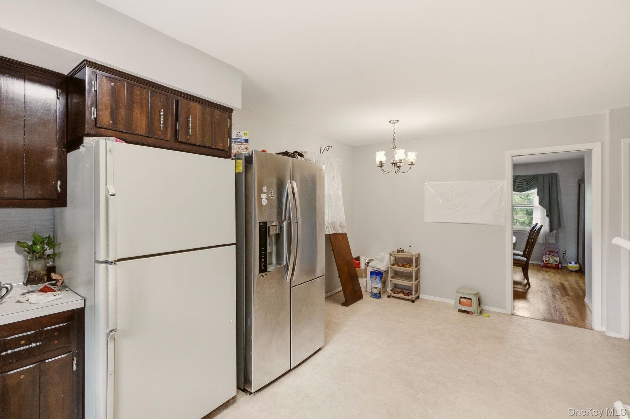 18044 Grand Central Parkway thumbnail 11