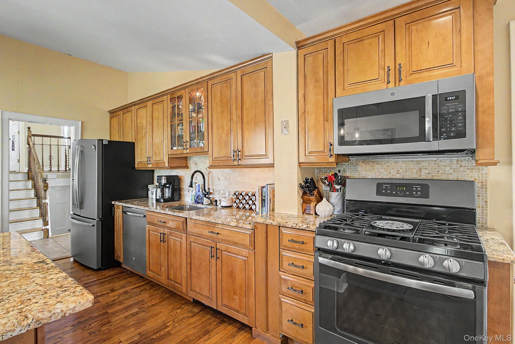 31 Cypress Lane thumbnail 10