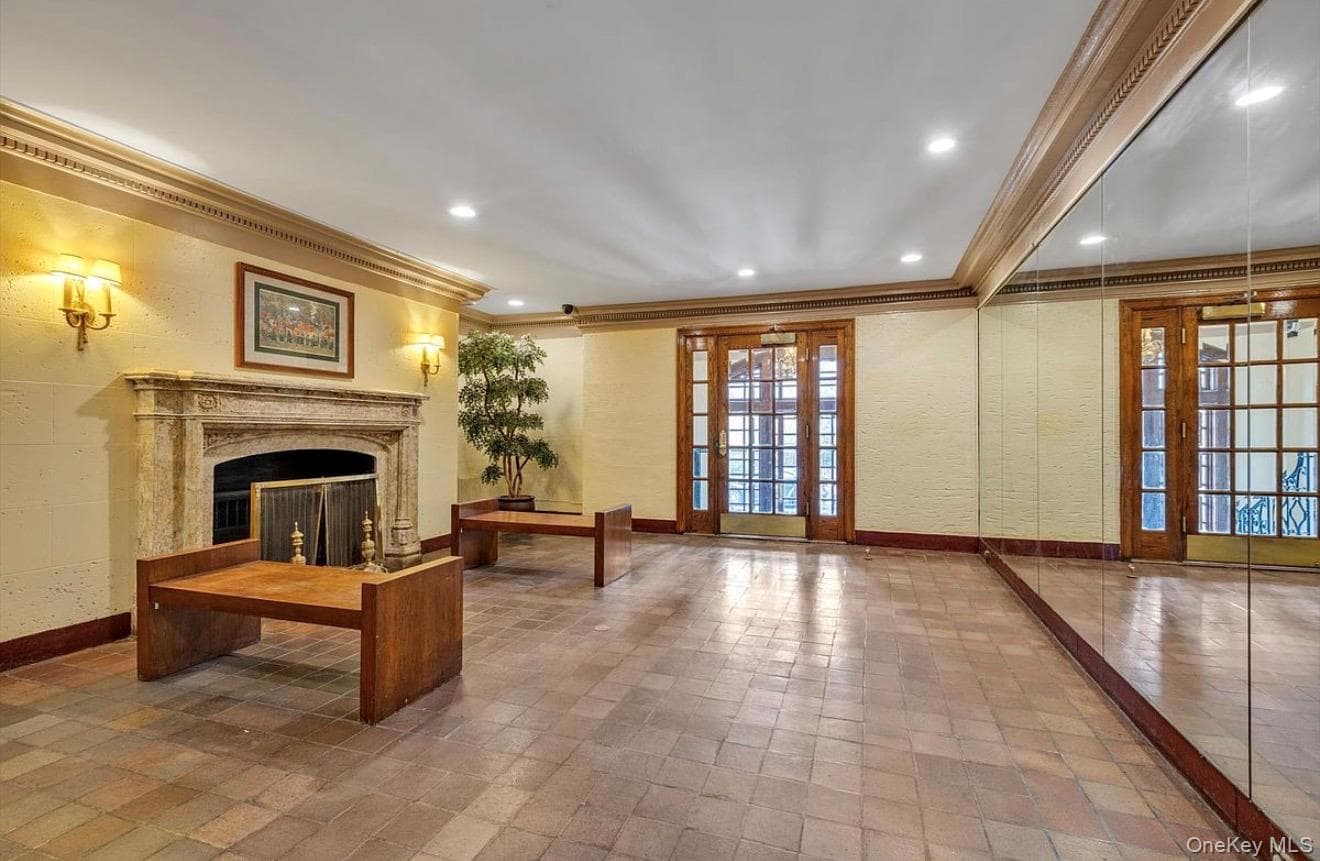 6 Burns Street Unit: 120 thumbnail 4