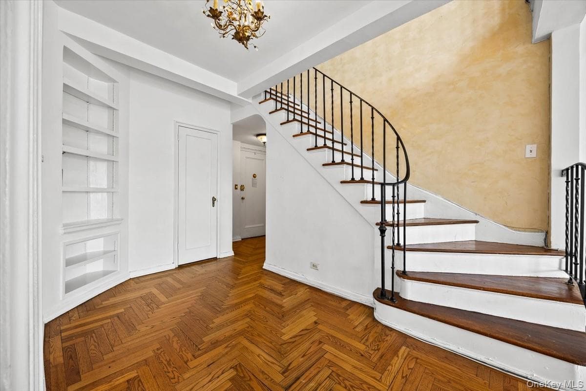 65 Park Terrace East TER Unit: C86 thumbnail 17