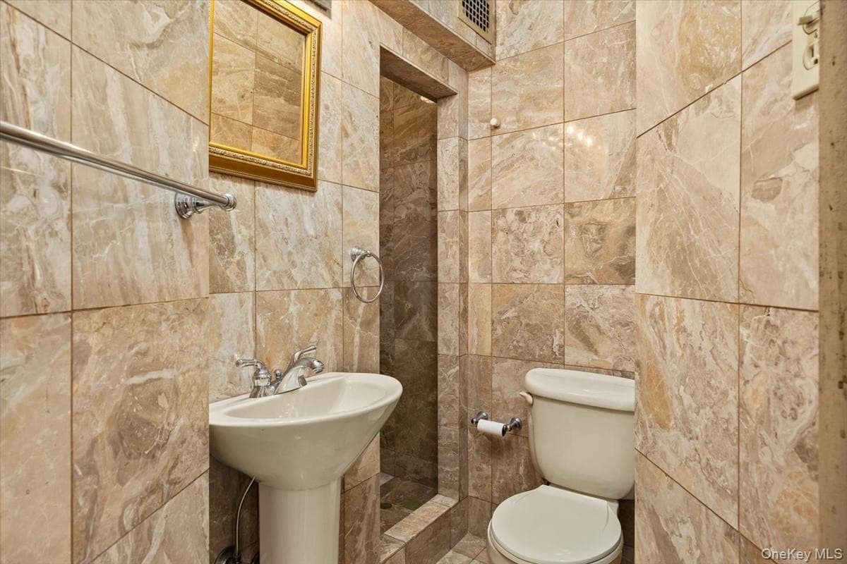 65 Park Terrace East TER Unit: C86 thumbnail 26