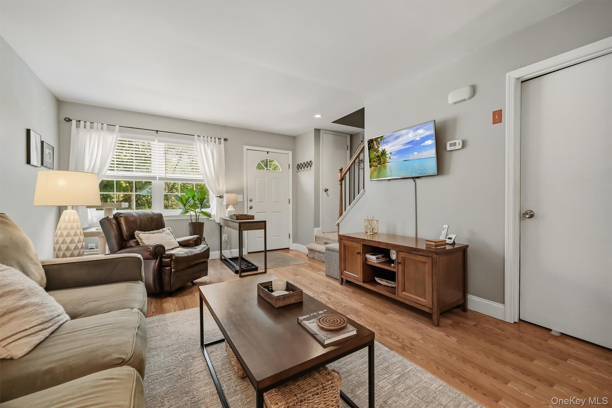 276 Temple Hill Road Unit: 2002 thumbnail 6