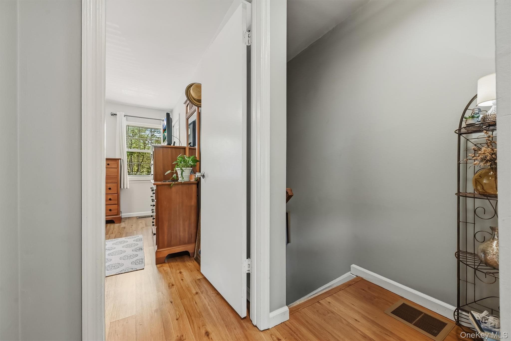 276 Temple Hill Road Unit: 2002 thumbnail 19