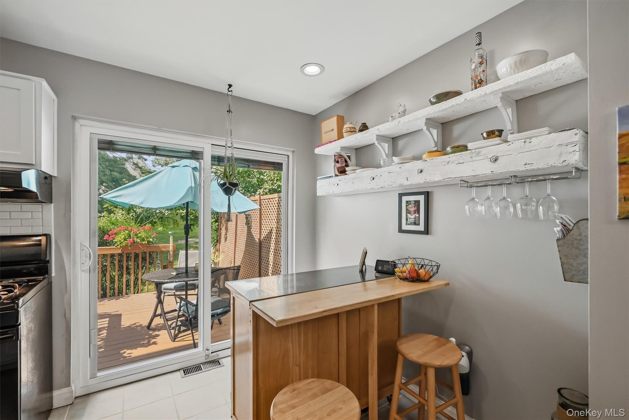 276 Temple Hill Road Unit: 2002 thumbnail 12