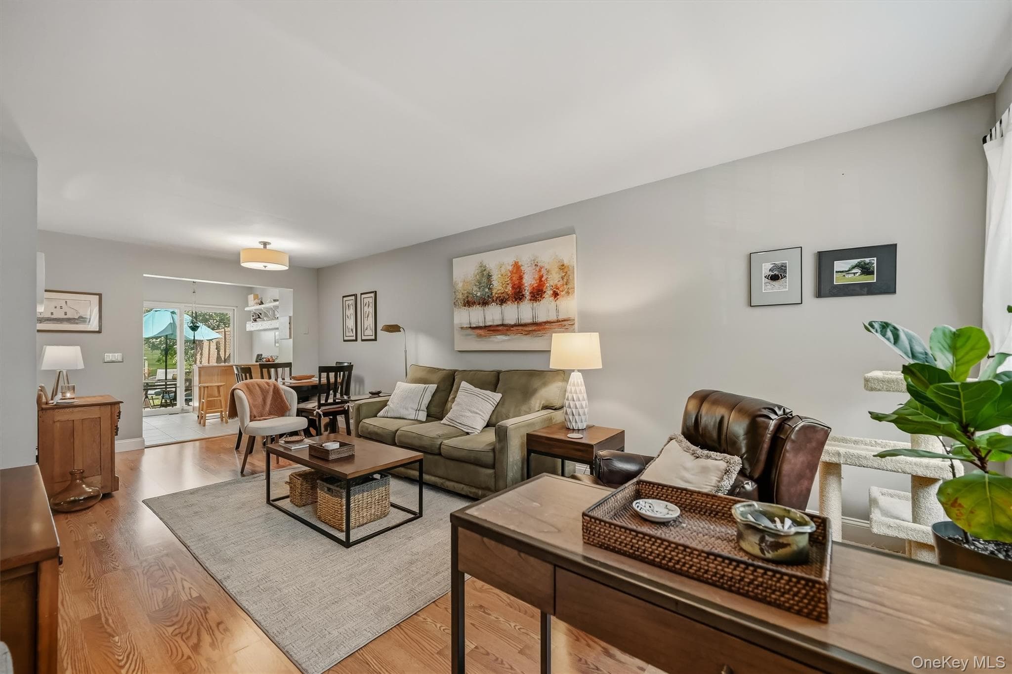 276 Temple Hill Road Unit: 2002 thumbnail 5