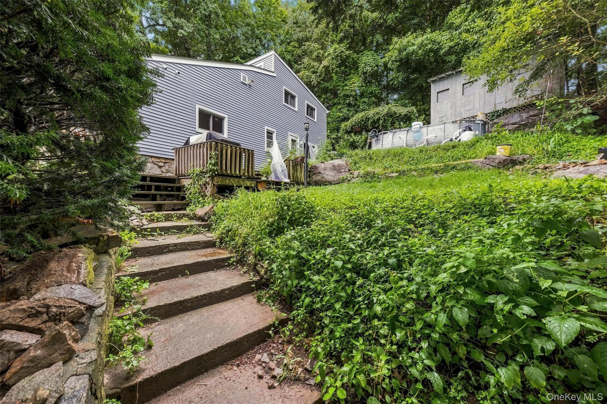 256 Haviland Drive thumbnail 3