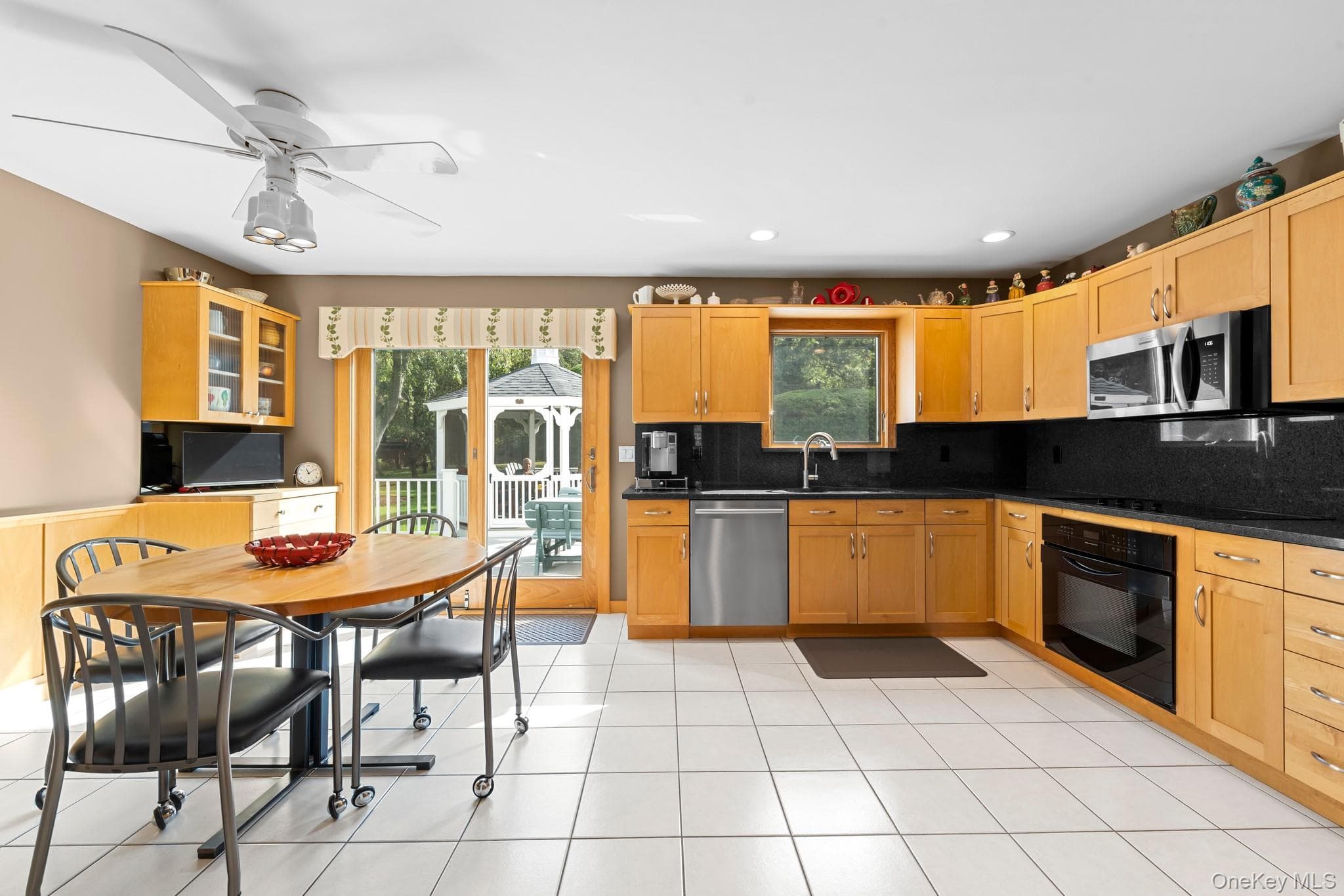 85 James Hawkins Road thumbnail 9