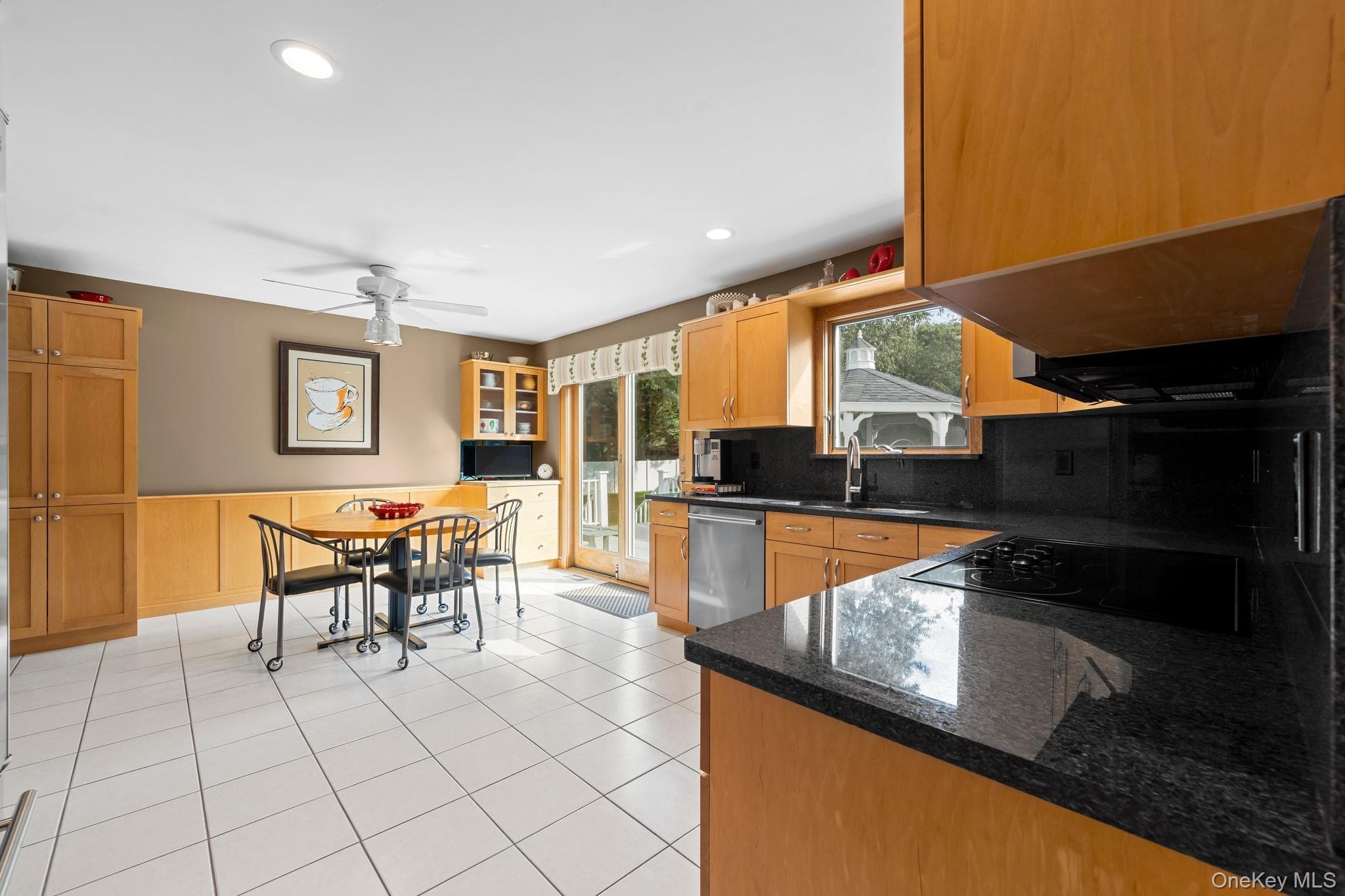 85 James Hawkins Road thumbnail 11