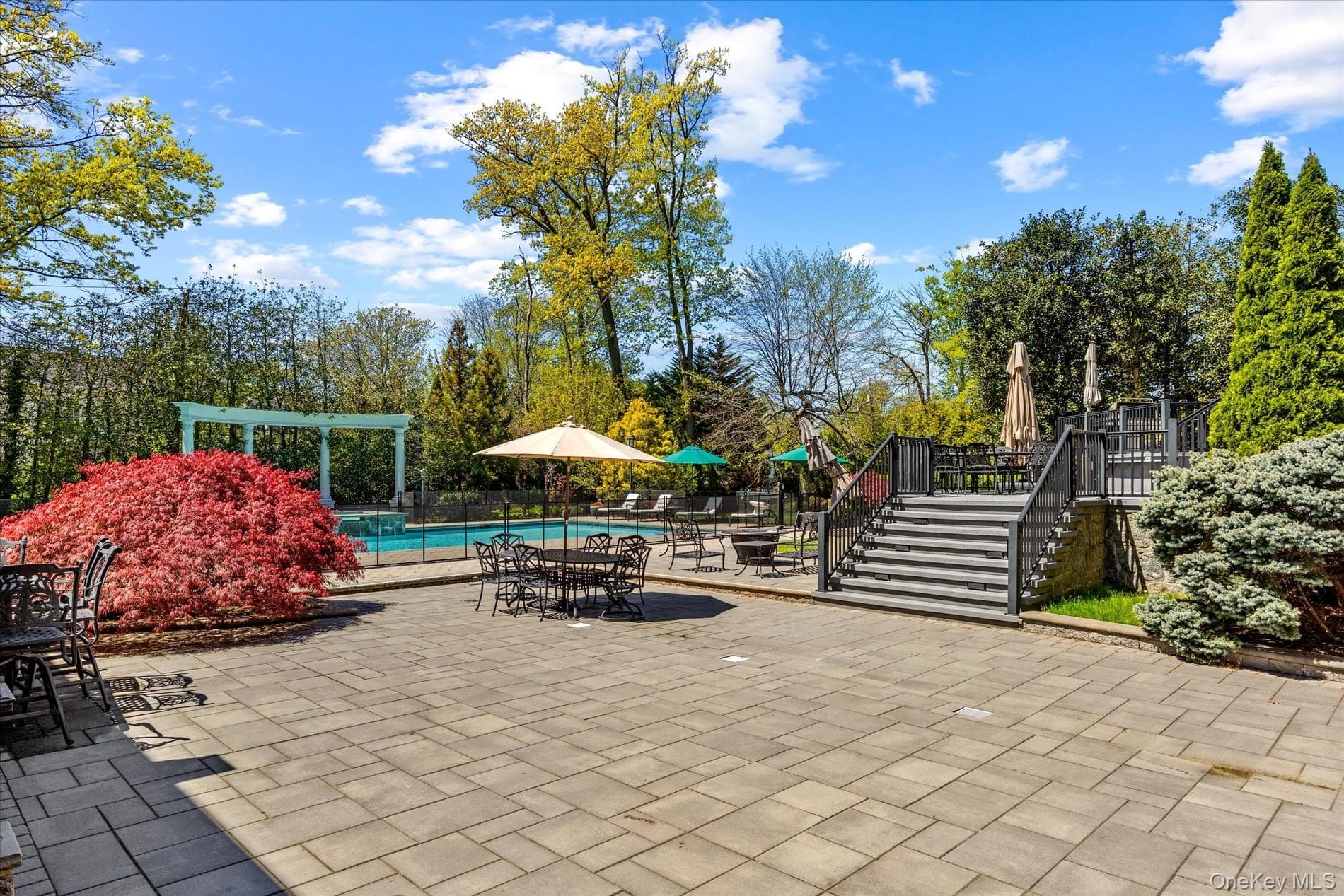 10 Hemlock Drive thumbnail 36
