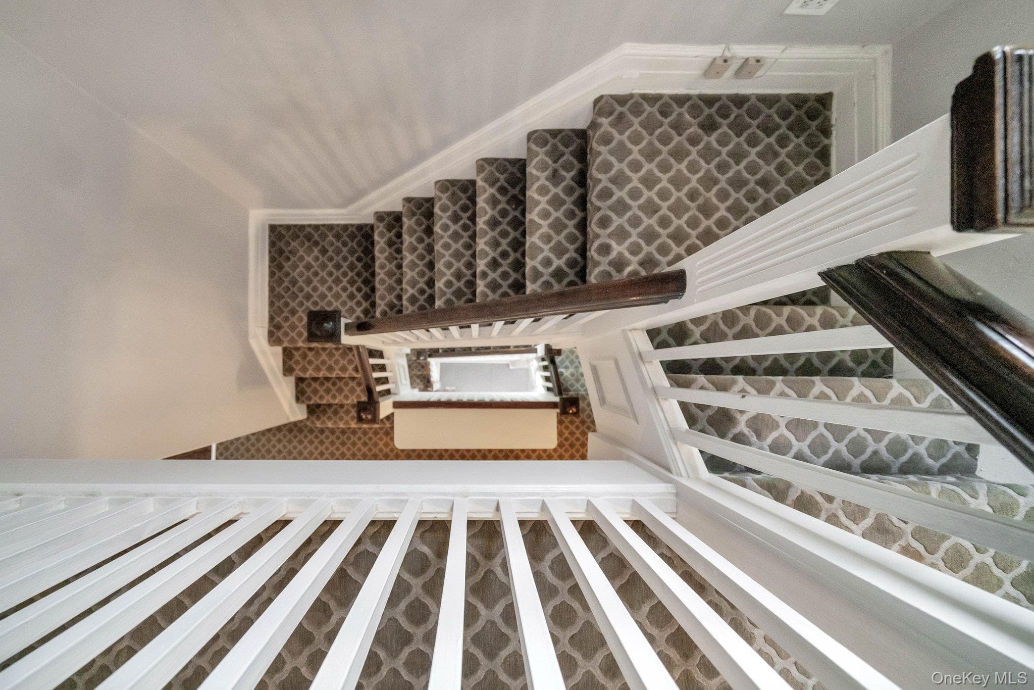 122-05 Metropolitan Avenue thumbnail 8
