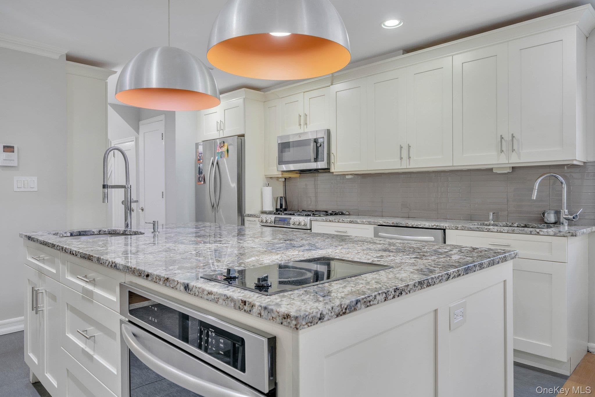 122-05 Metropolitan Avenue thumbnail 24