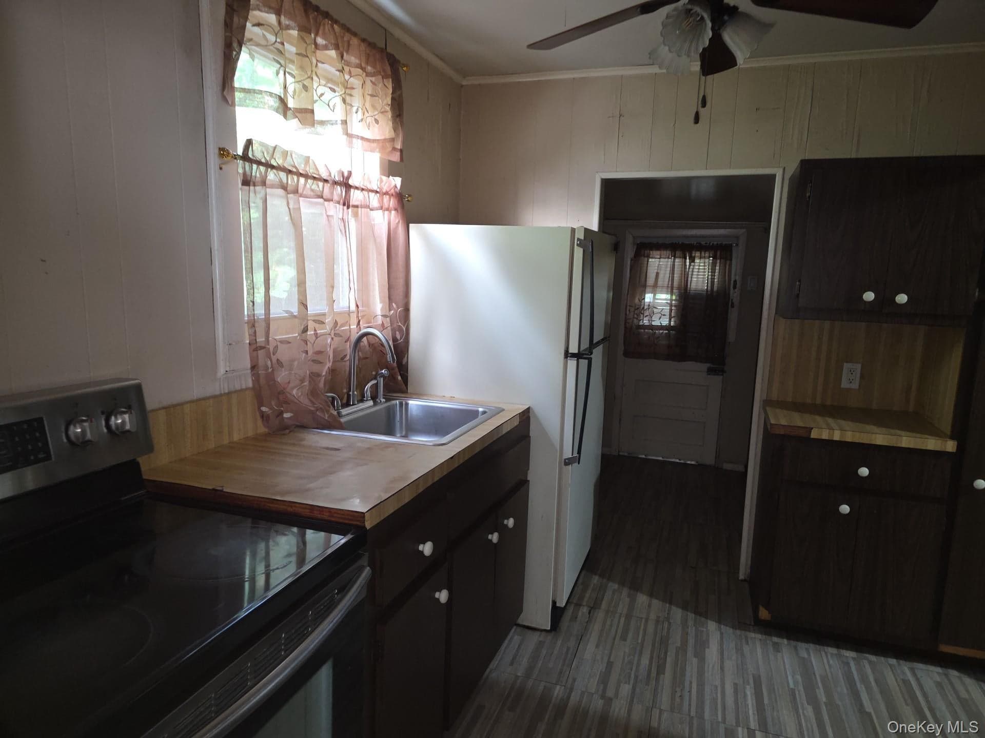 236 Holland Avenue thumbnail 7