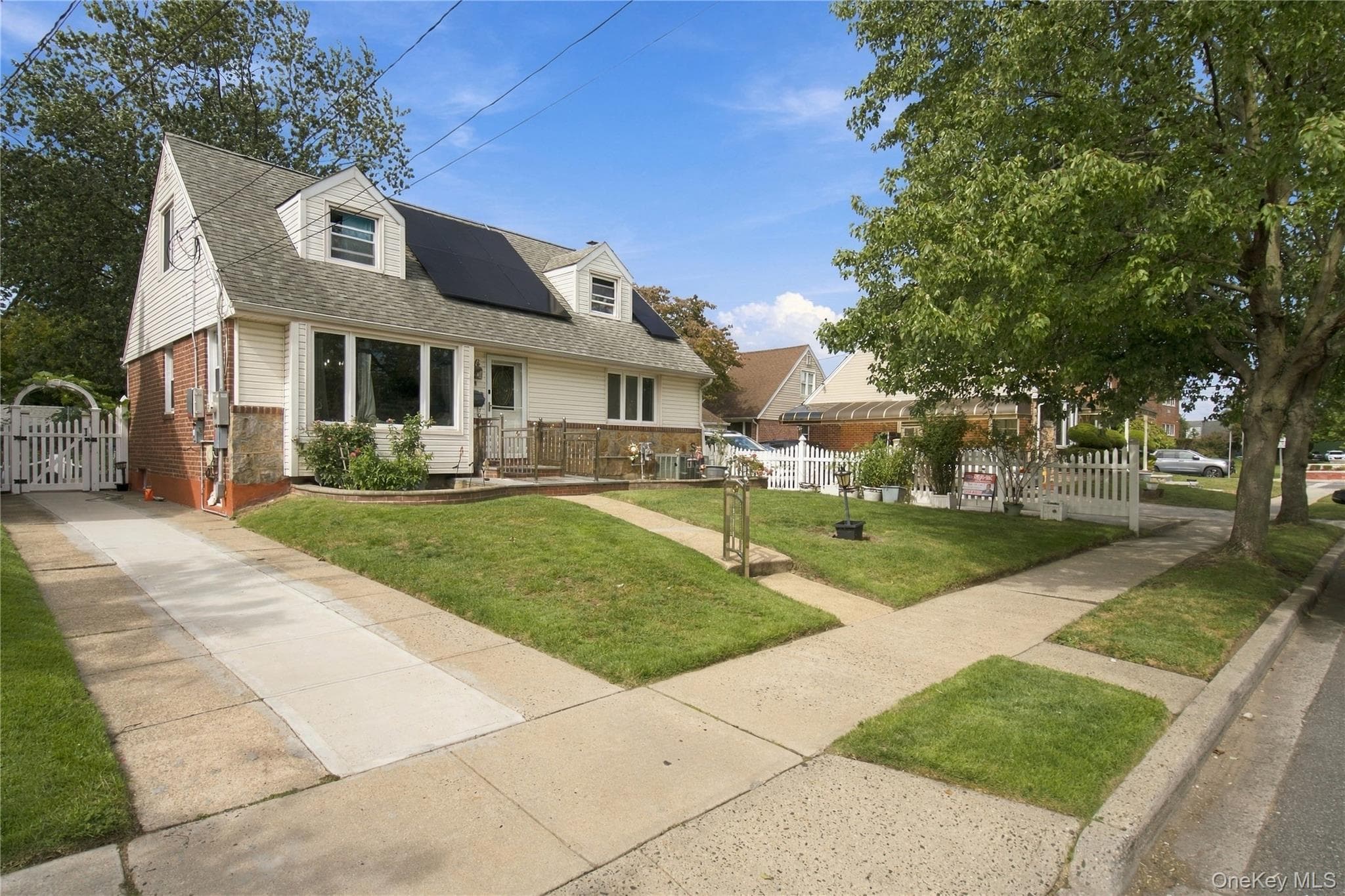 90 Clearstream Avenue thumbnail 25