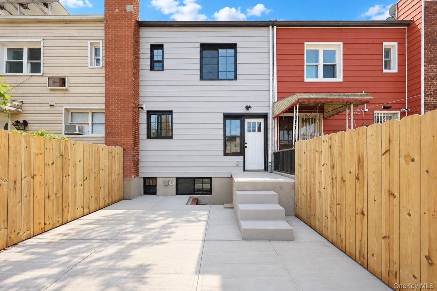 1111 Shore Parkway thumbnail 32