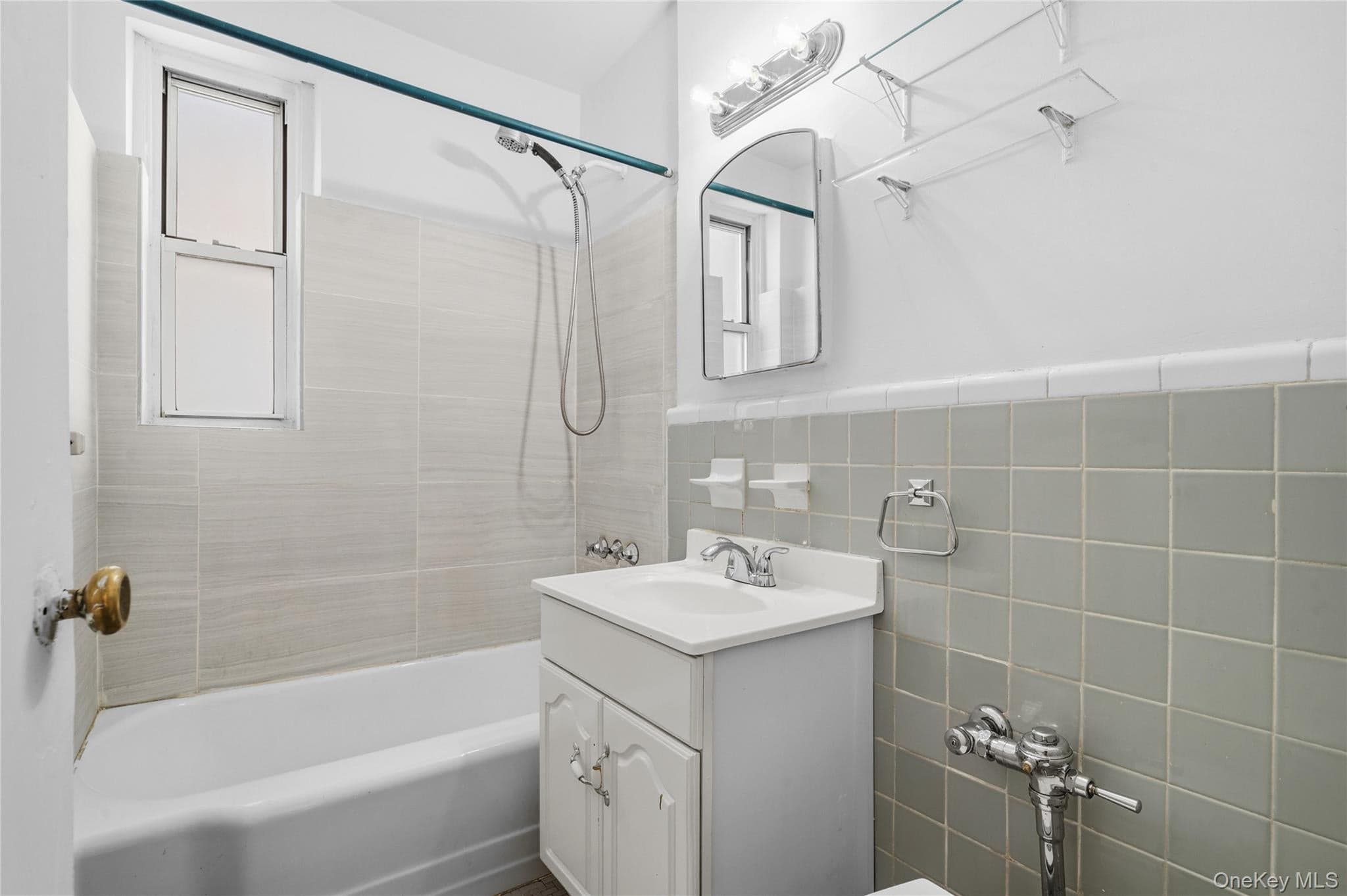 7445 Yellowstone Boulevard Unit: 6F thumbnail 11