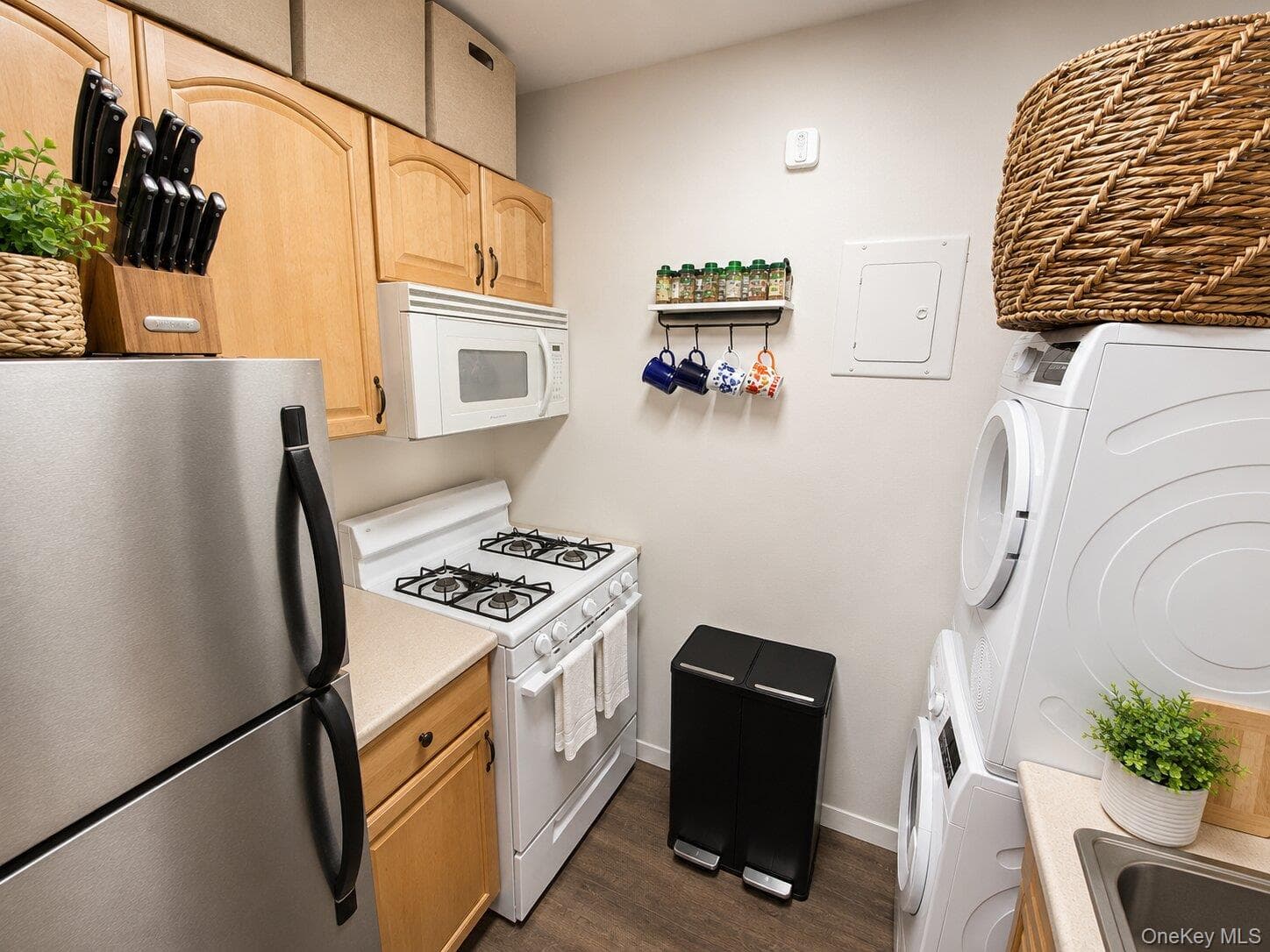 26910 Grand Central Parkway Unit: 31C thumbnail 10