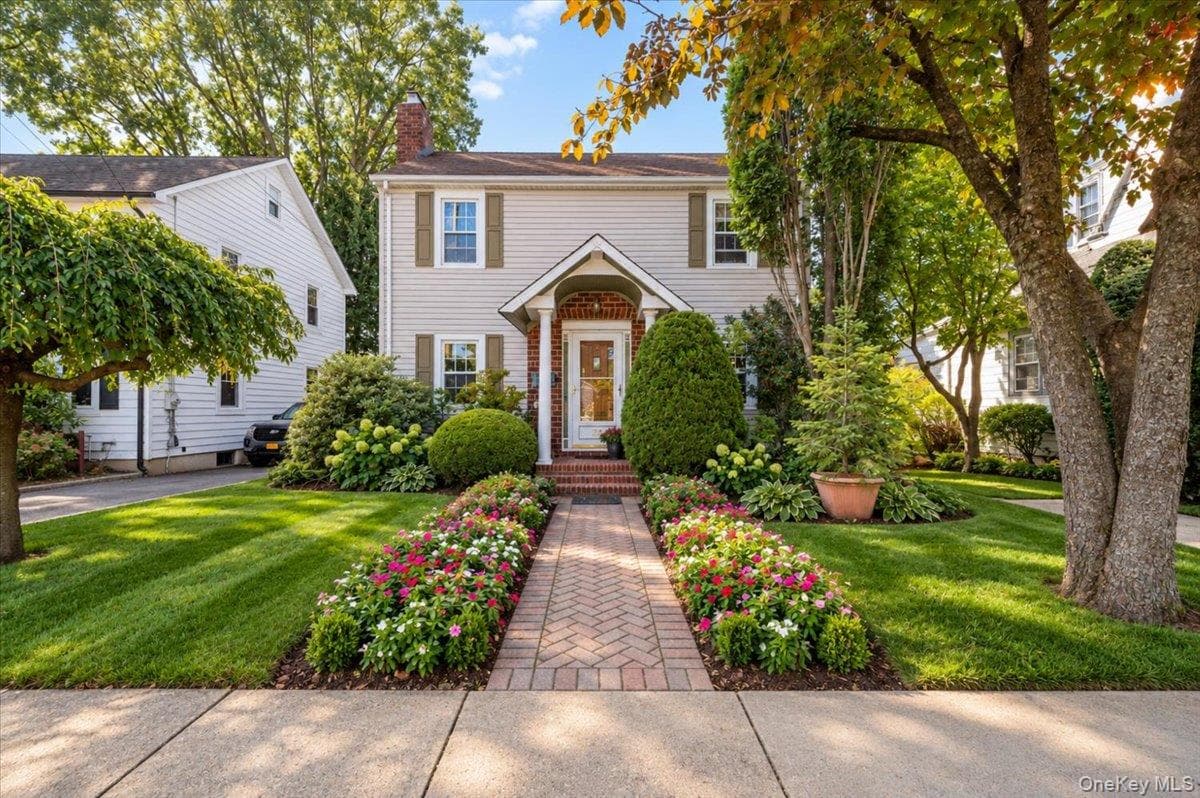 23 Chestnut Street photo 1