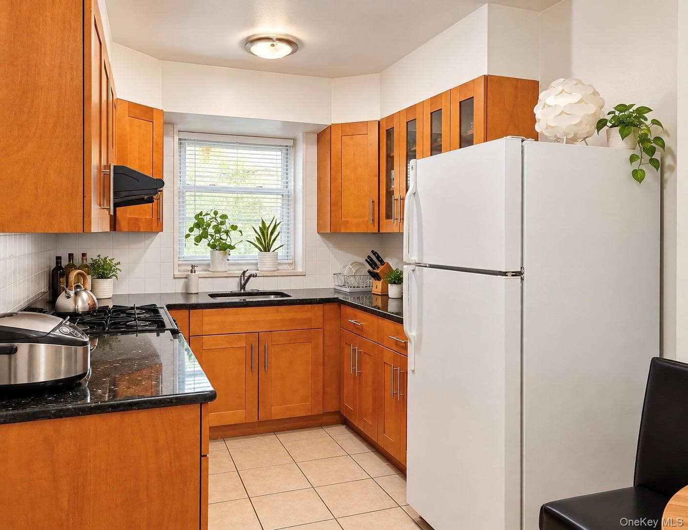 14215 Franklin AVE Unit: 2D thumbnail 6