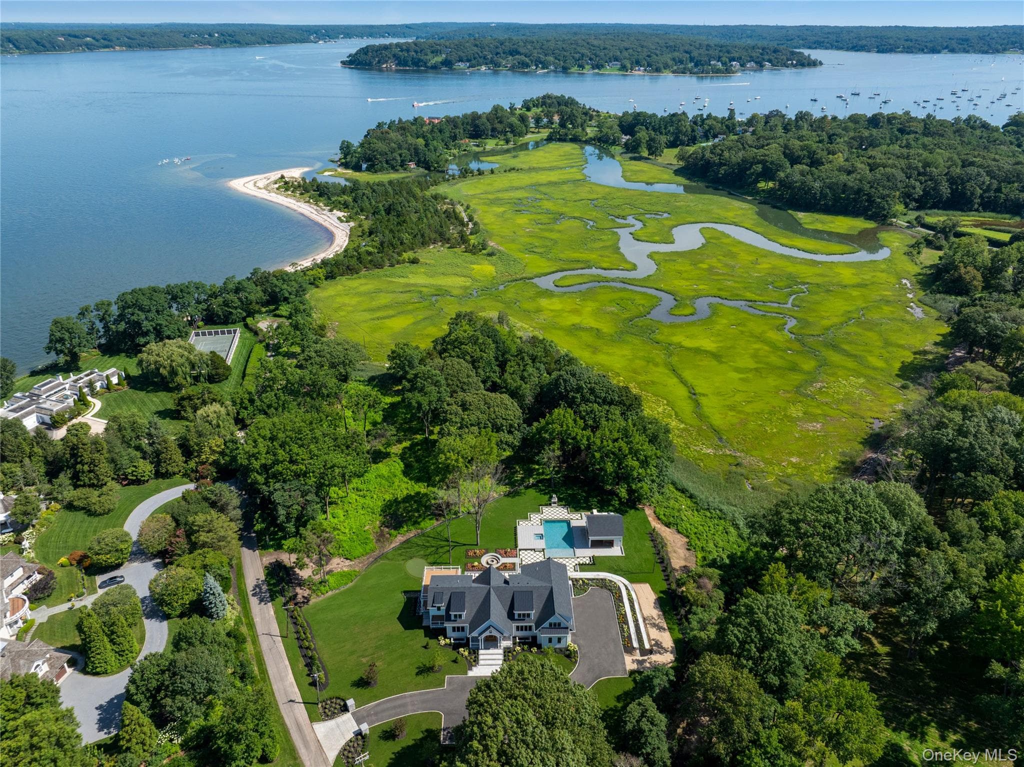 220 Beach Road thumbnail 2