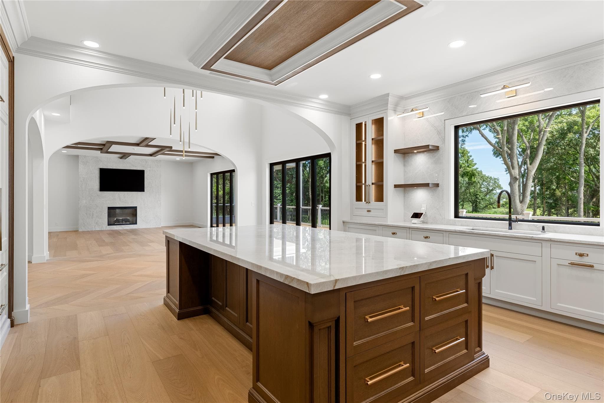 220 Beach Road thumbnail 15