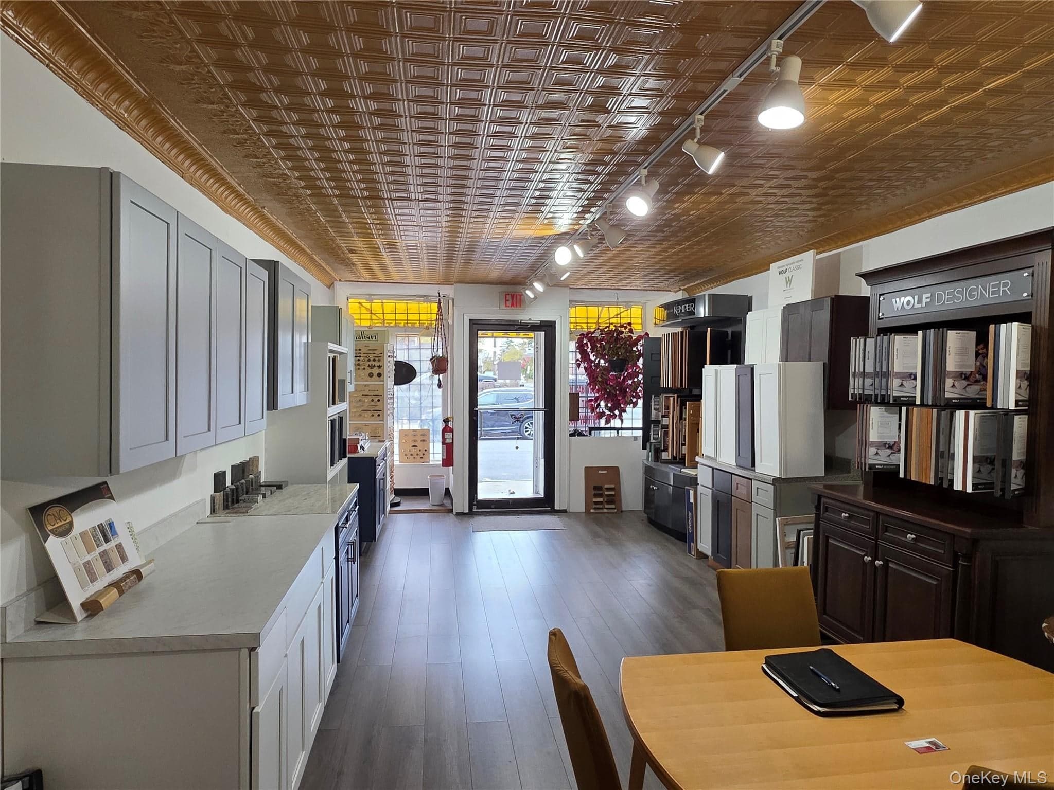 175 Renwick Street photo 1