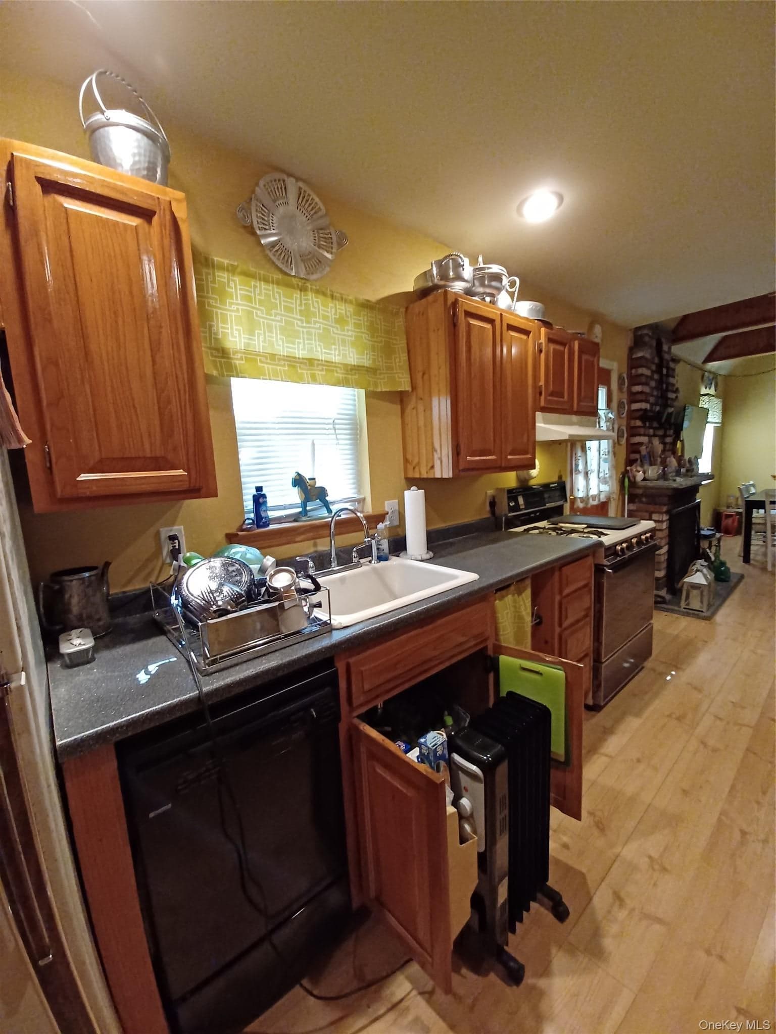 251 Jefferson Drive thumbnail 14