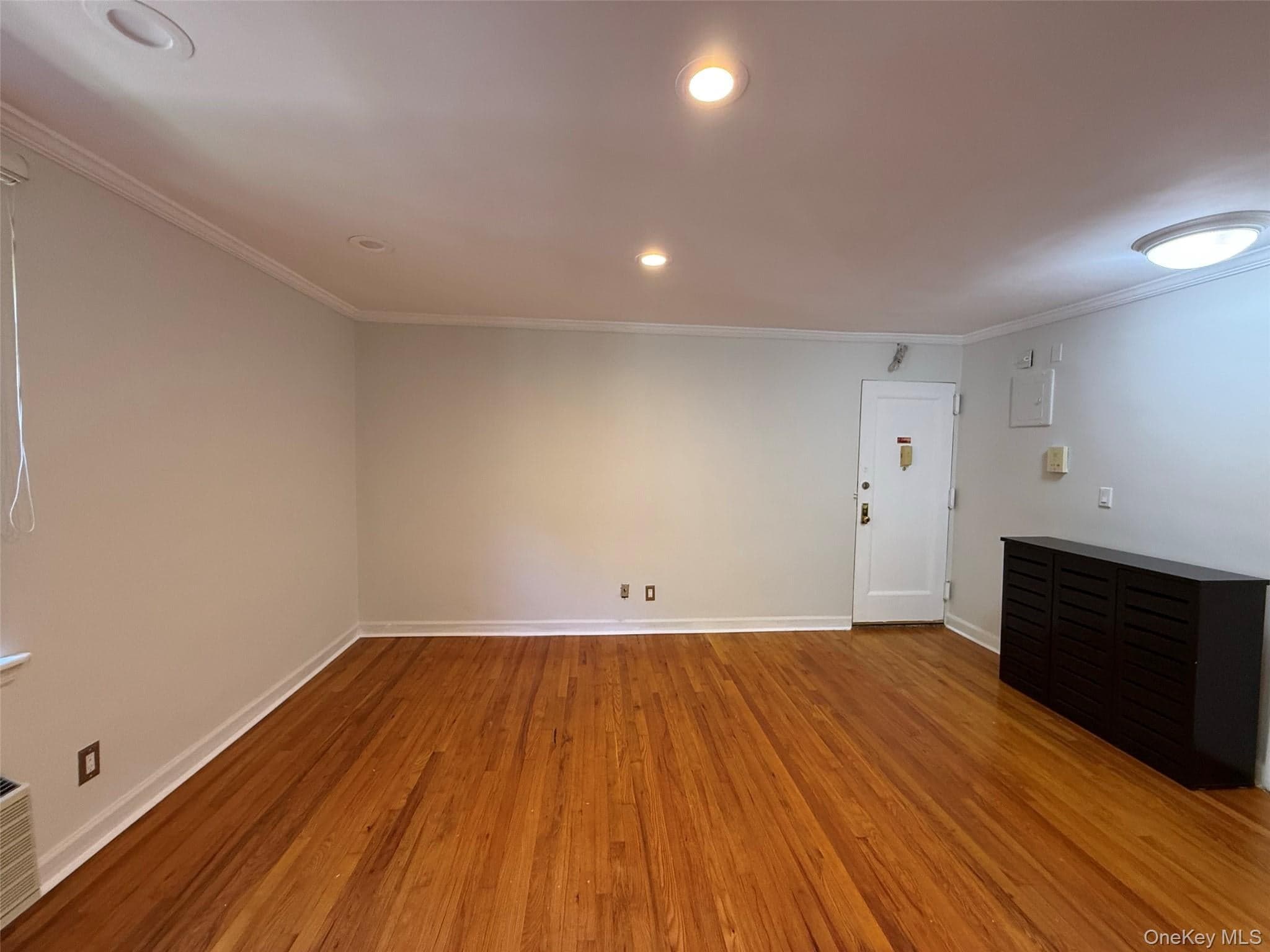 215-19 48th Avenue Unit: 2C thumbnail 6