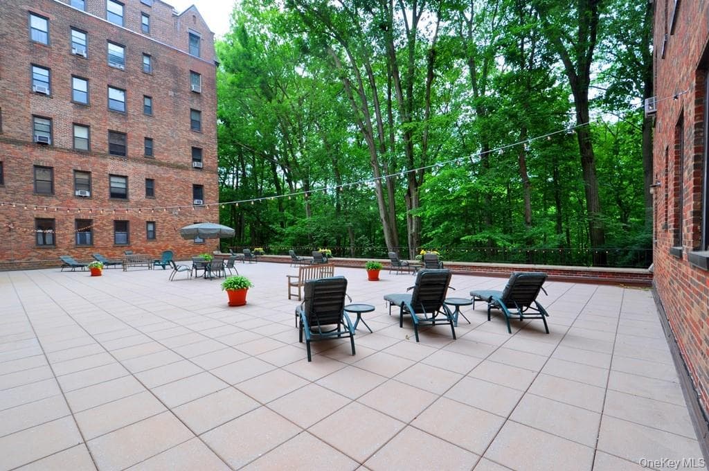 143 Garth Road Unit: 4N thumbnail 36