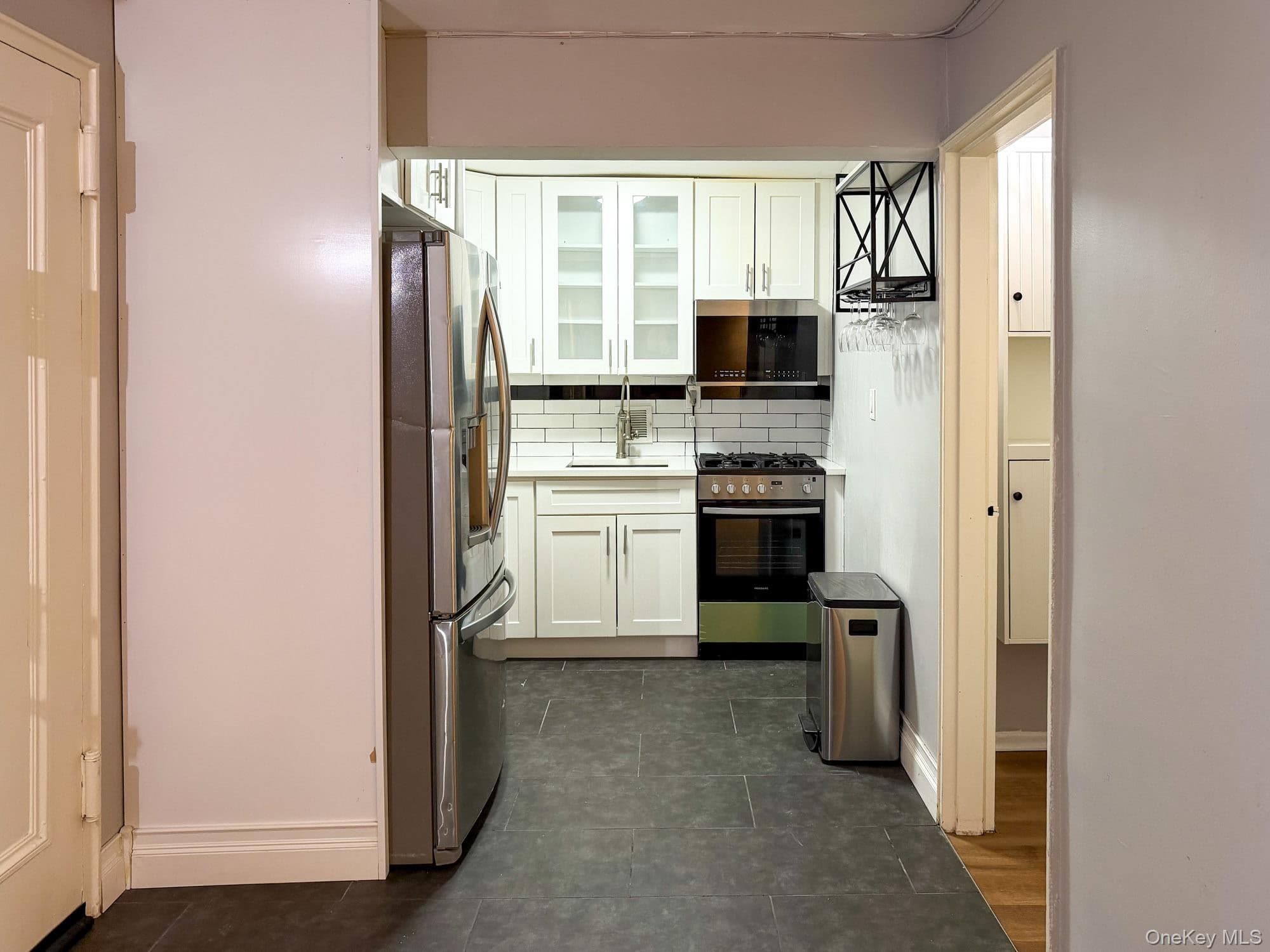 222 Smith ST Unit: 3B thumbnail 11