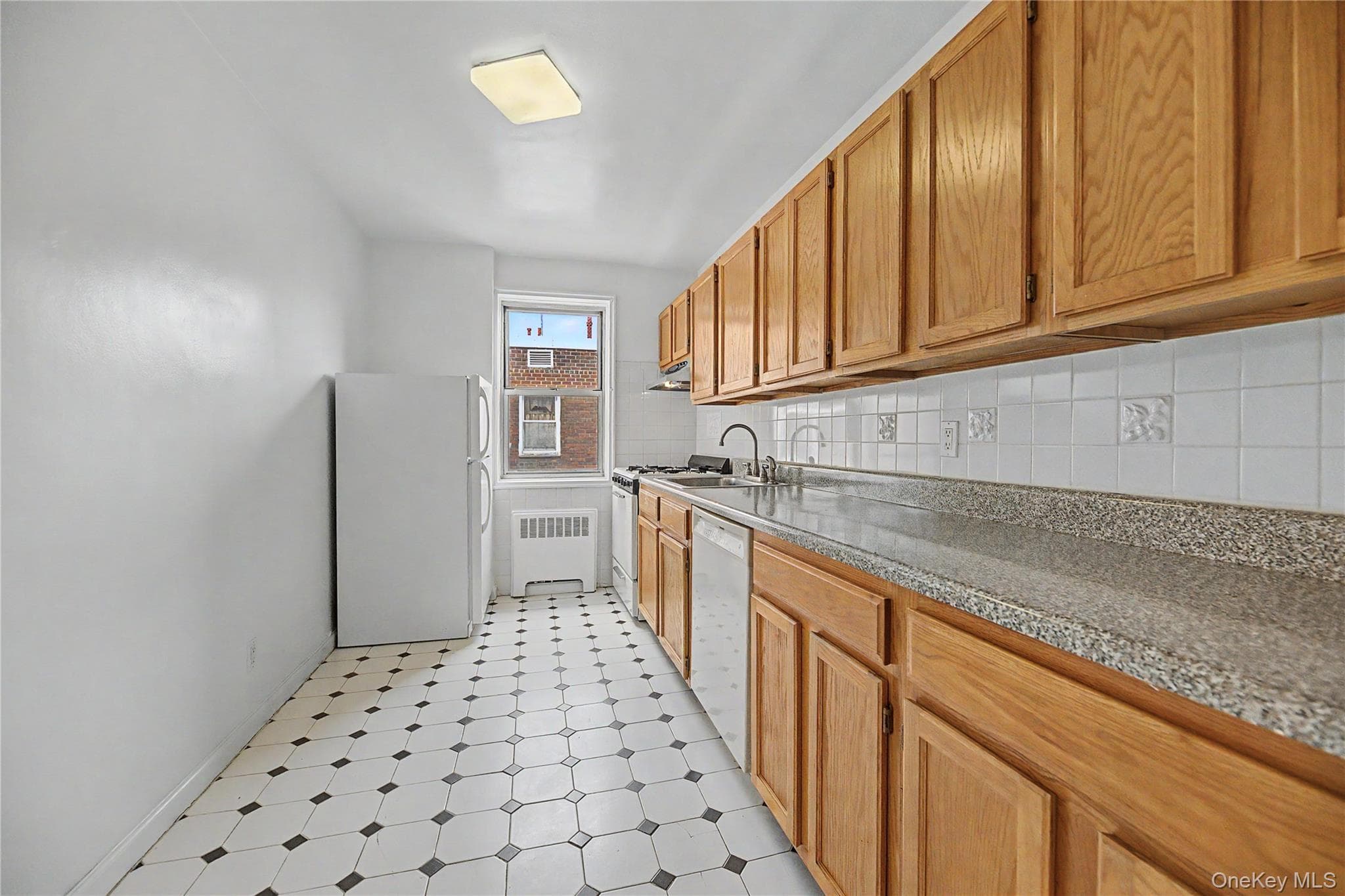 1234 Midland Avenue Unit: 6E thumbnail 9