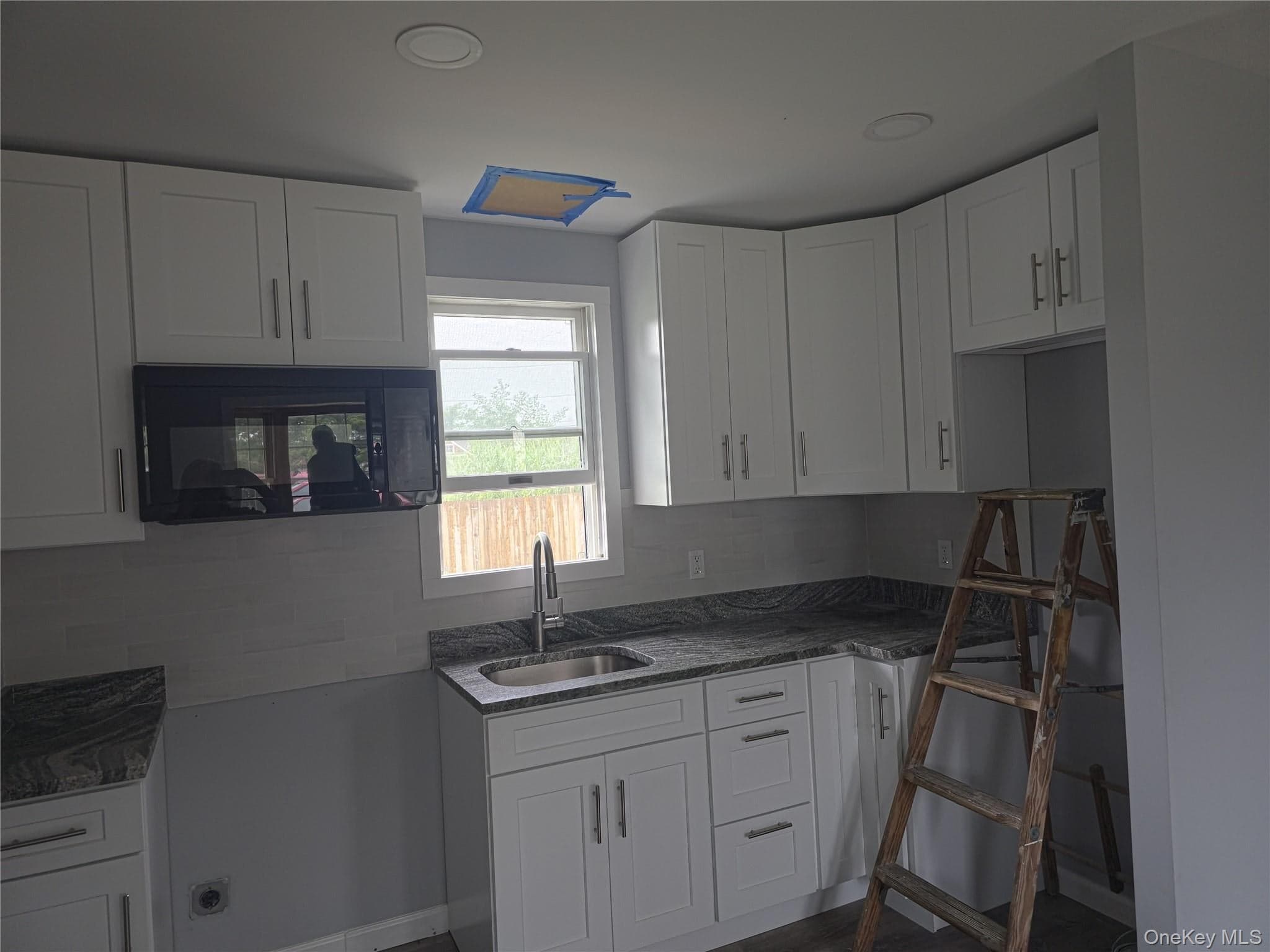 17 Bayport Road thumbnail 5