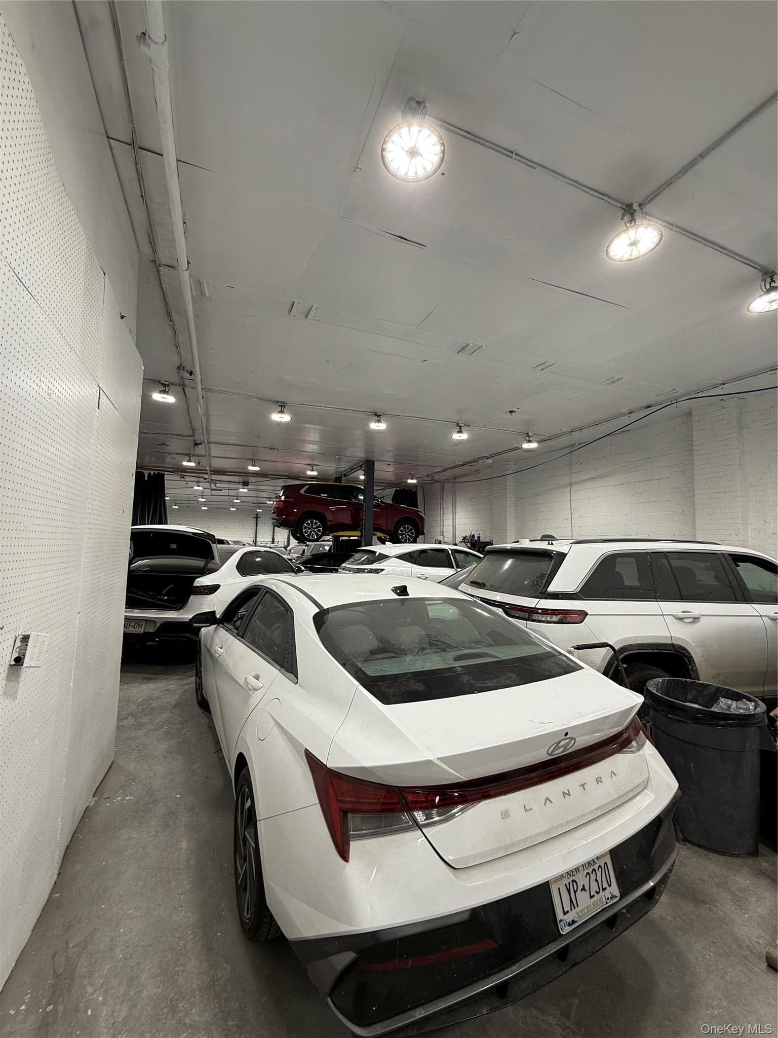 18204 Liberty Avenue thumbnail 11