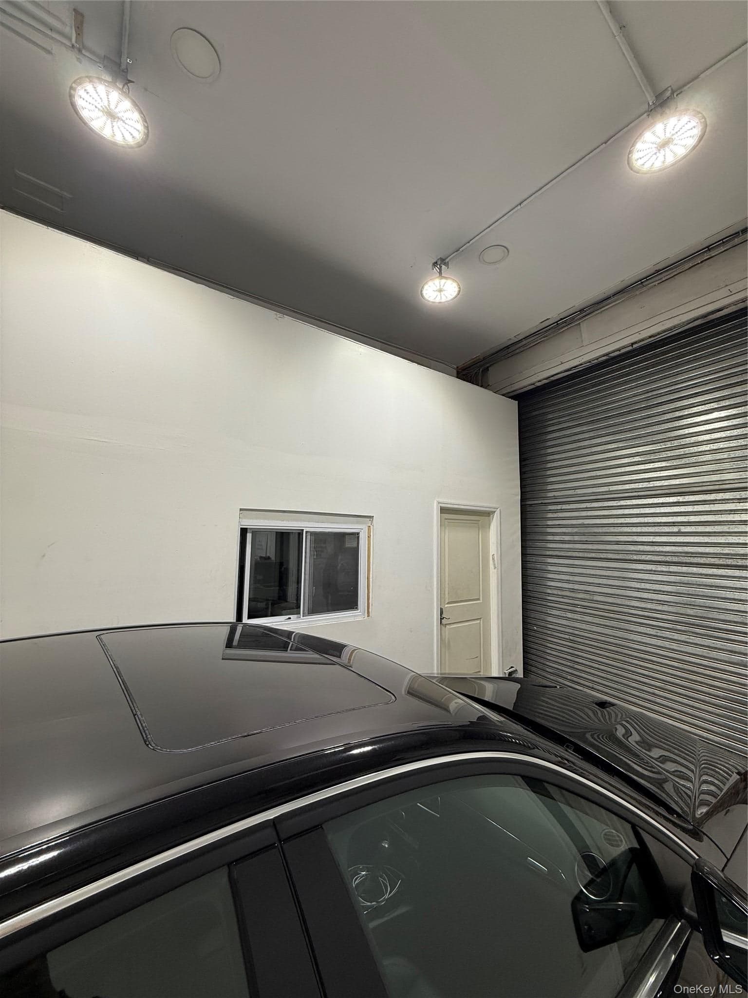 18204 Liberty Avenue thumbnail 5