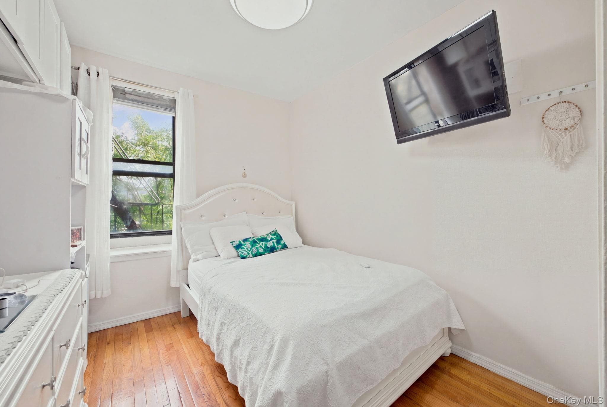 350 S 4th Street Unit: 4F thumbnail 5