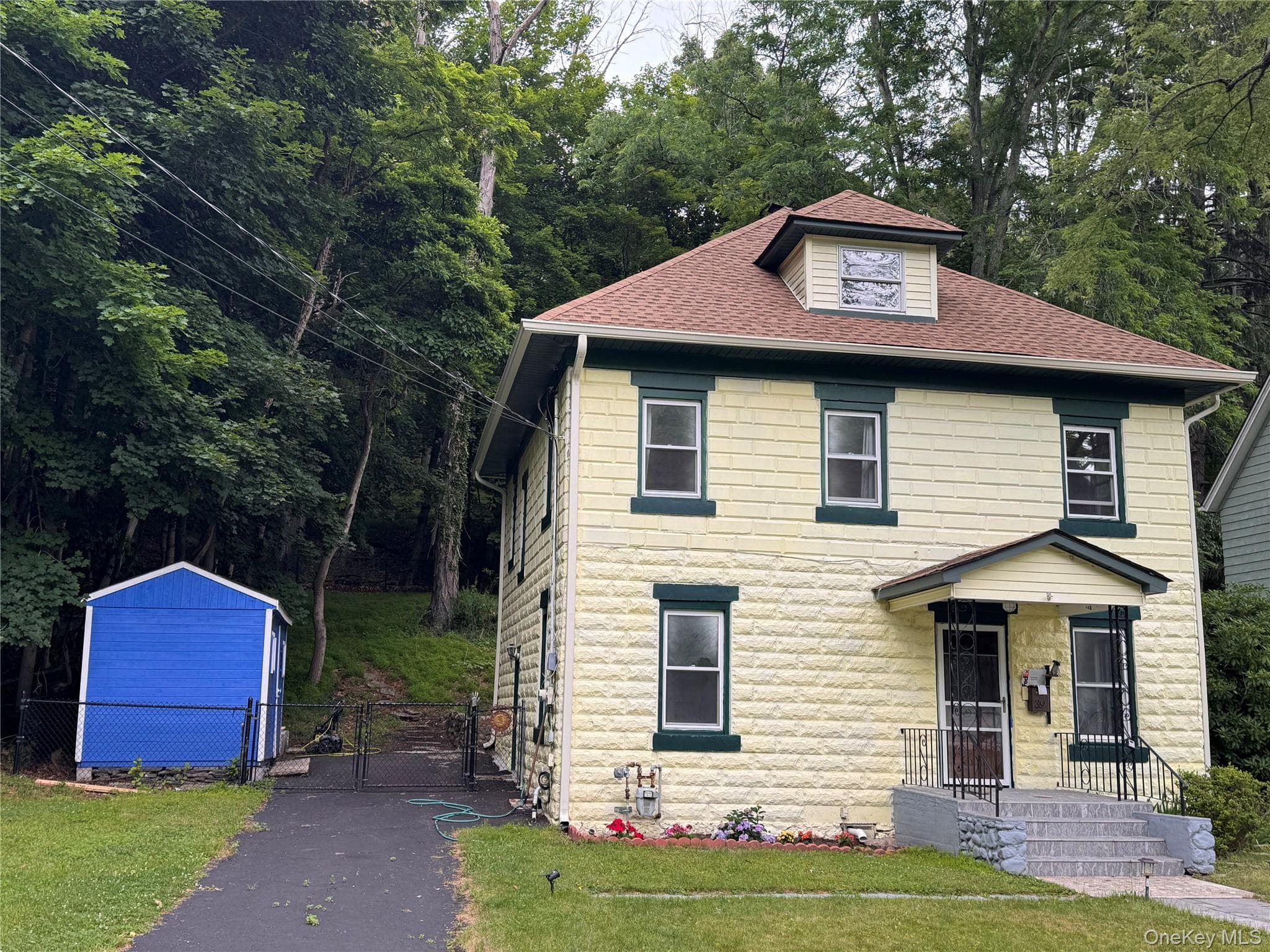 39 Reservoir Avenue thumbnail 3